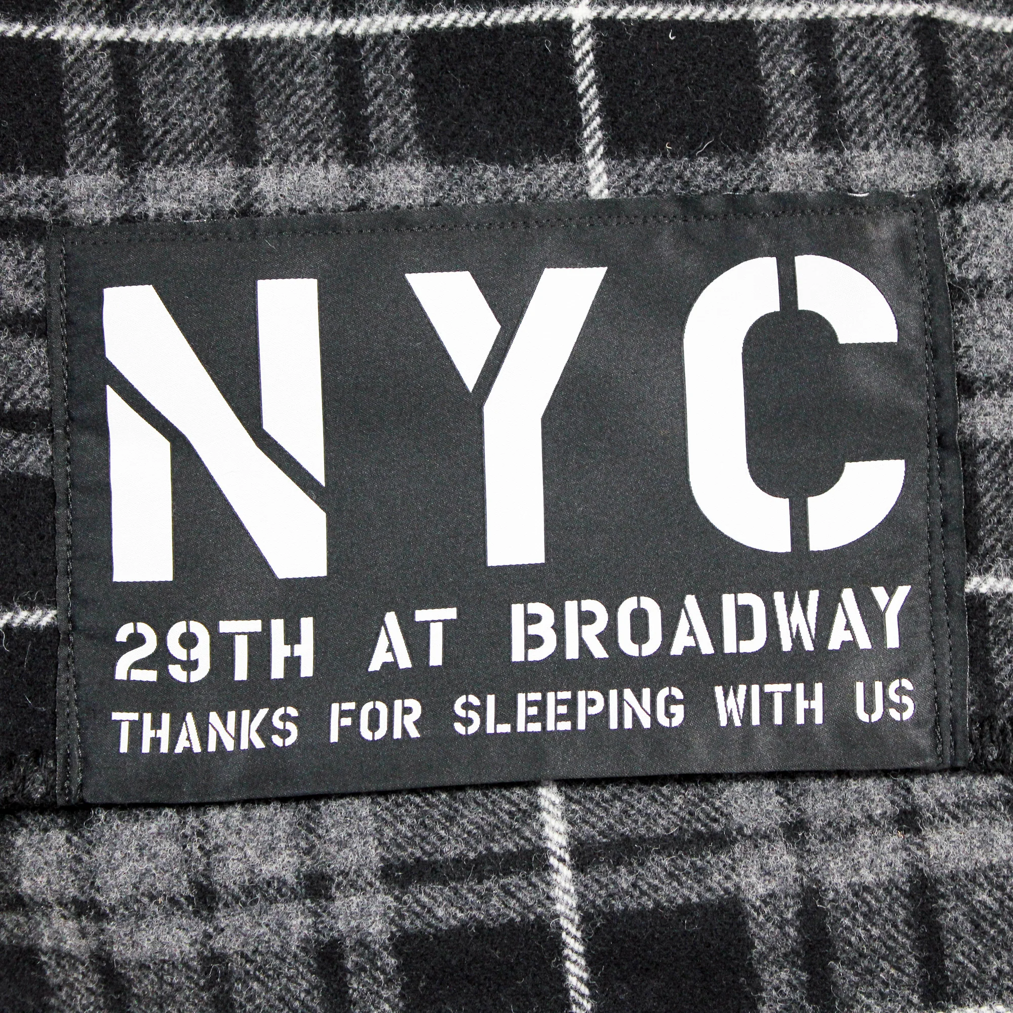 New York City Plaid Blanket - Image 3