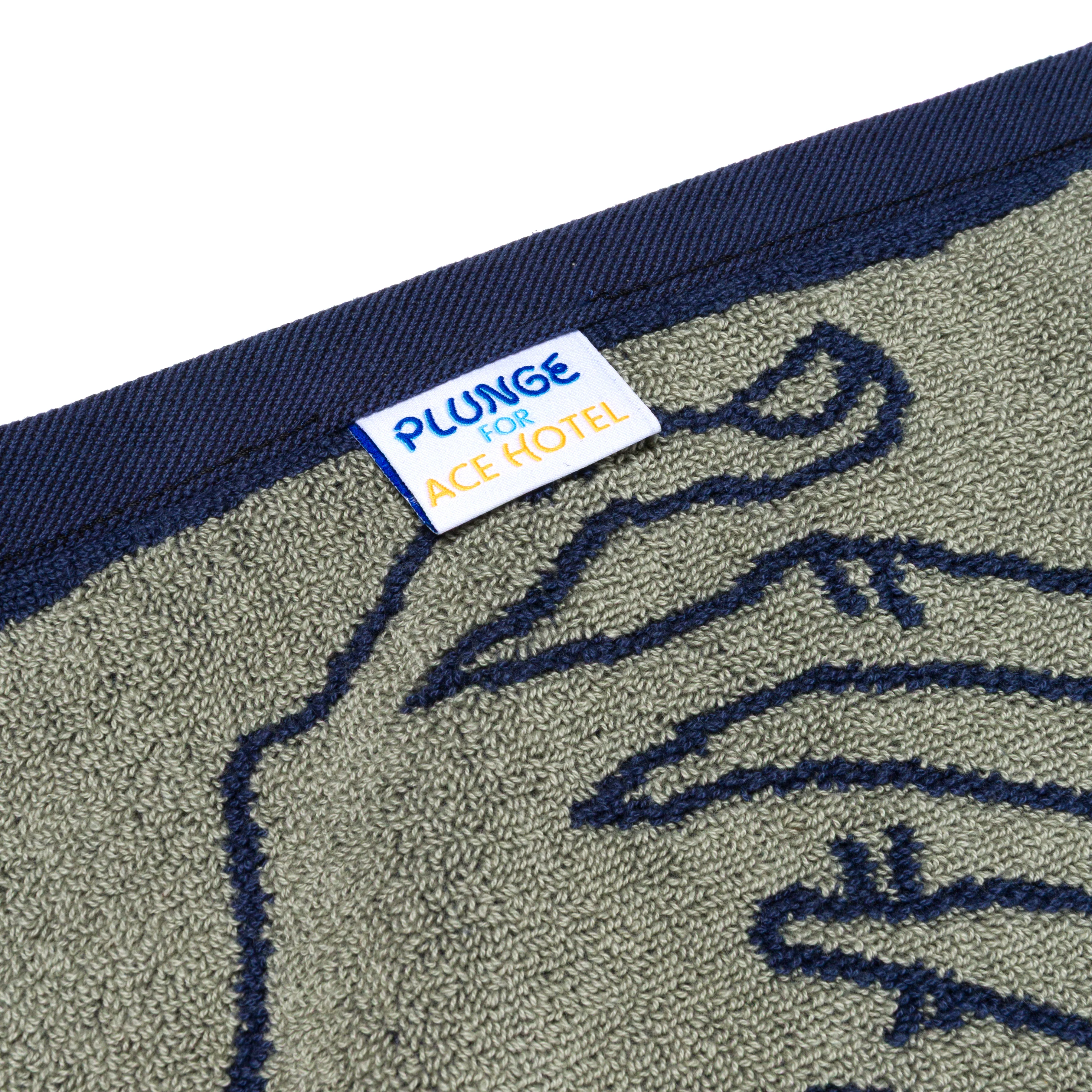 Hands Pool Towel - Image 4